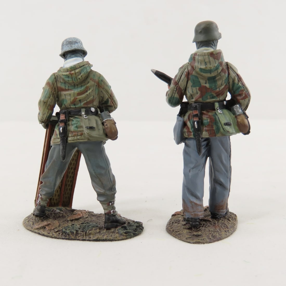8 W. Britain Metal Alloy WWII Soldiers & Flak Gun - 16