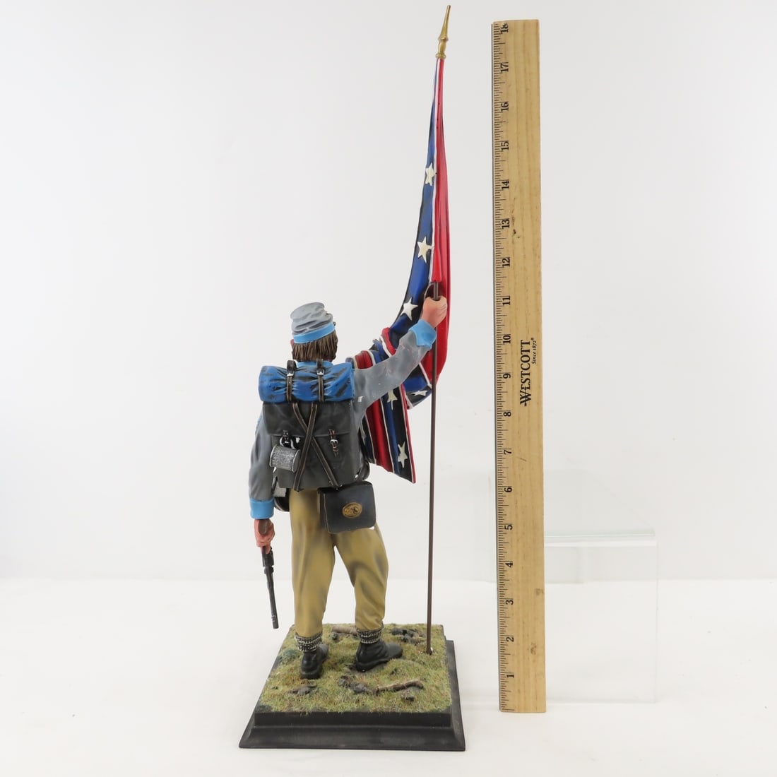 4 Collectors Showcase Military Miniatures - 4