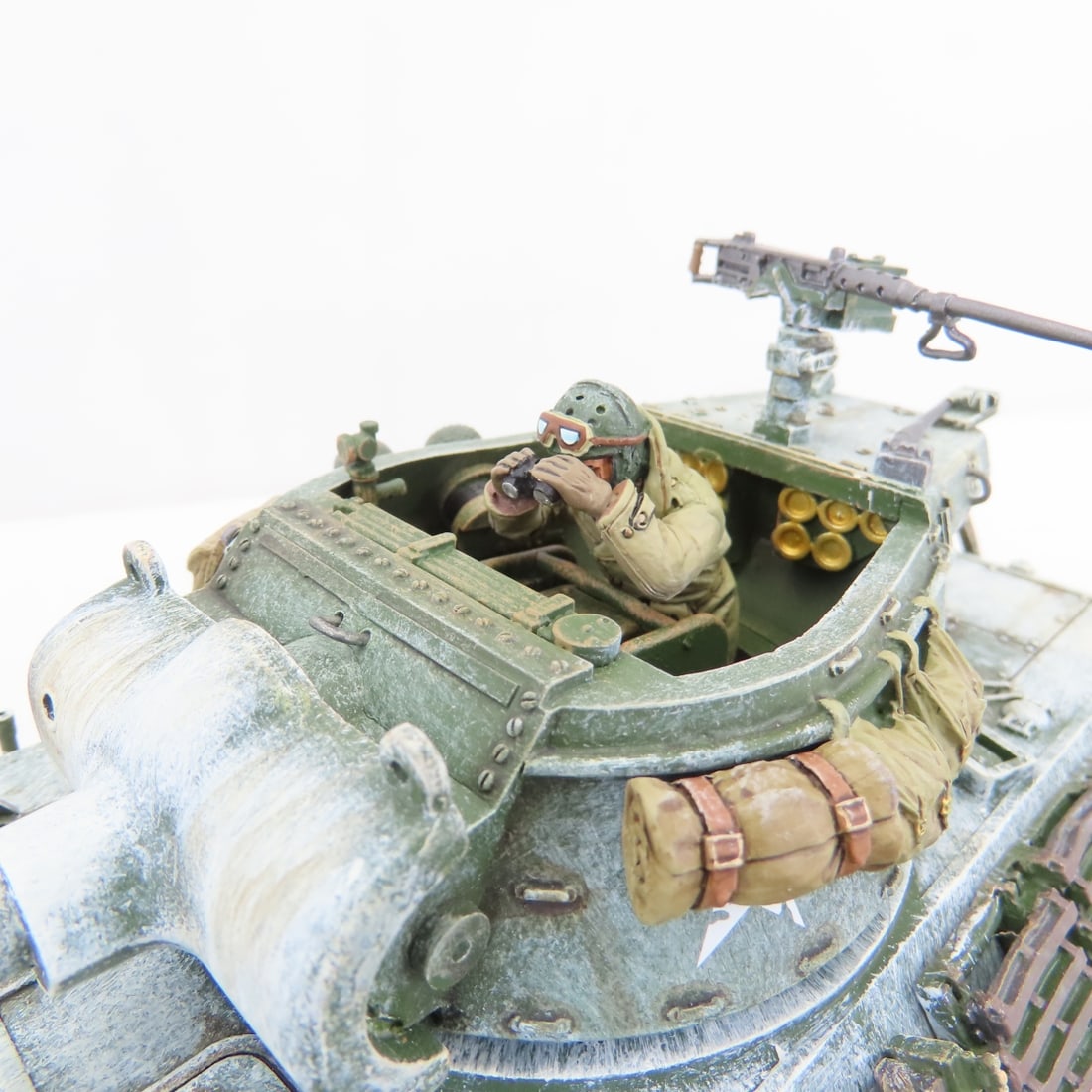 King & Country Battle of The Bulge Tank & Soldiers - 6