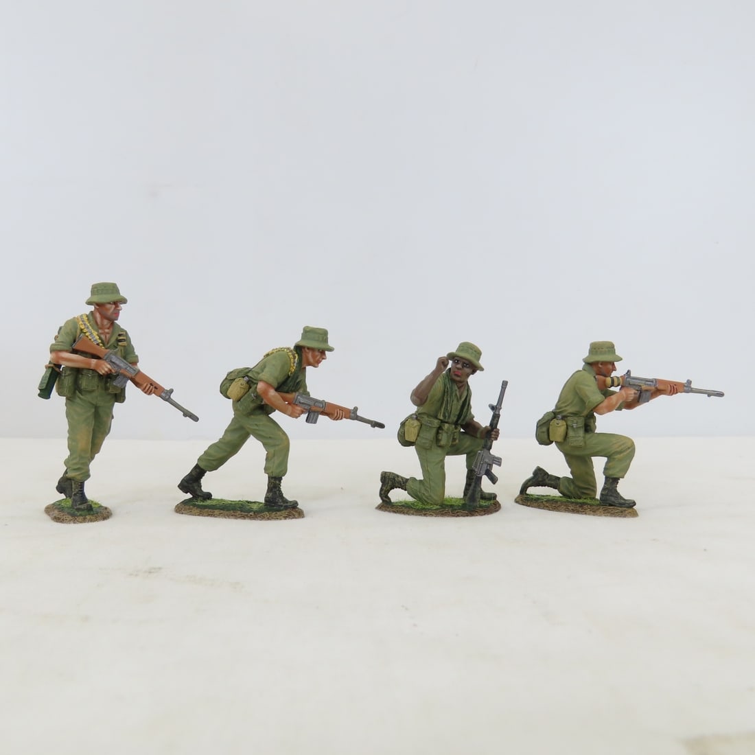 9 King & Country Metal Alloy Aussie Soldiers - 3