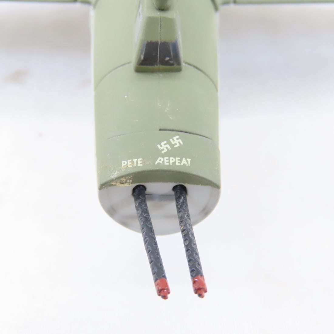 Franklin Mint WWII B-17 "Memphis Belle" Airplane - 8