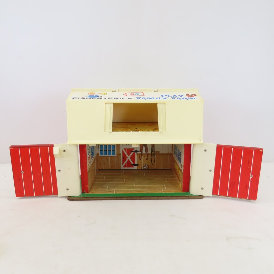 Vintage Fisher Price Family Play Farm - 7