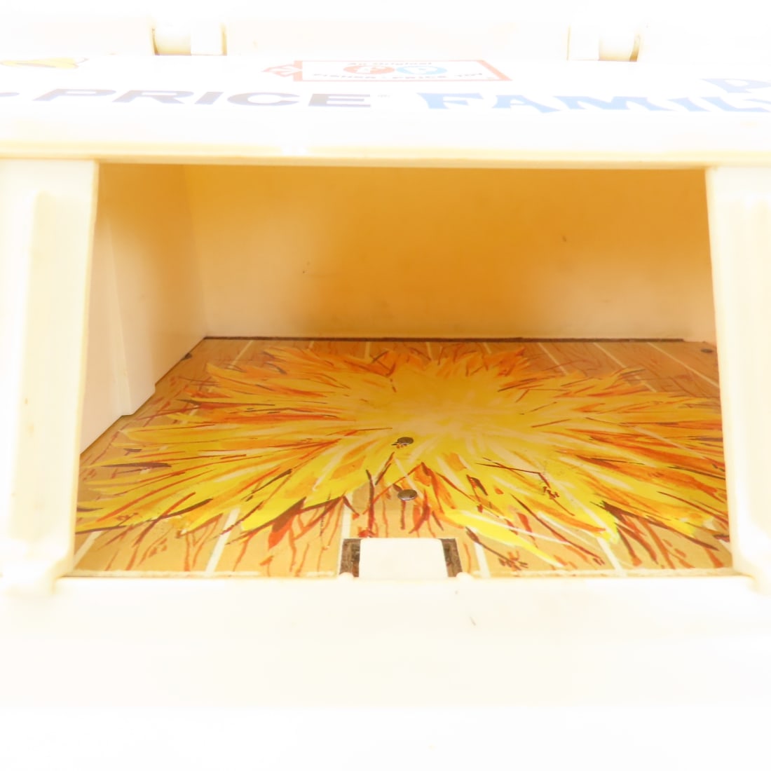 Vintage Fisher Price Family Play Farm - 9