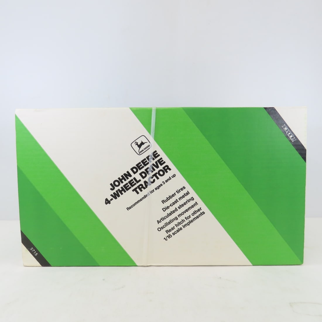 ERTL 5715 John Deere 4 Wheel Drive Tractor 8760 - 7