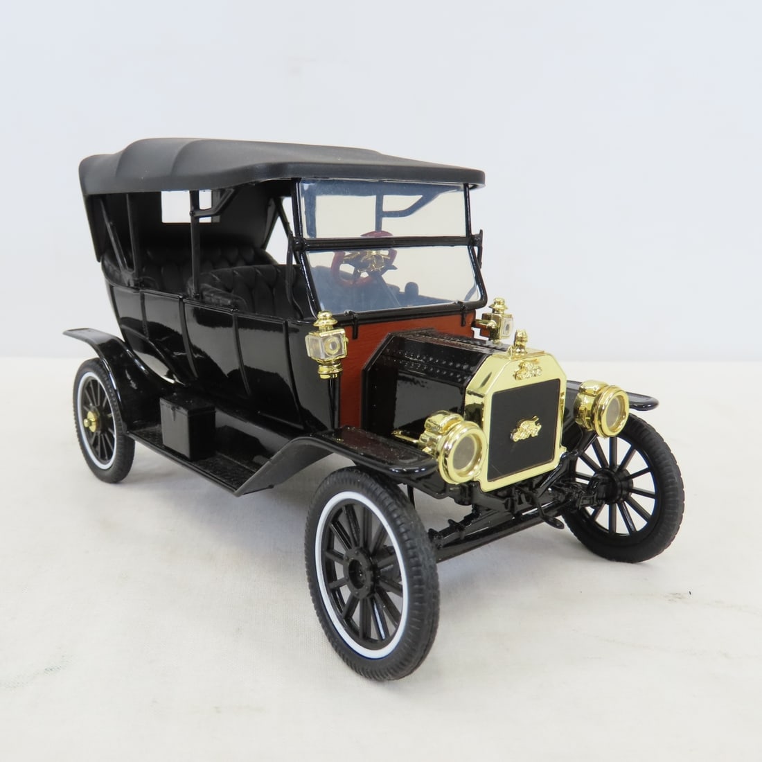 Metal & Plastic Die Cast Cars, Mustang & Others - 5