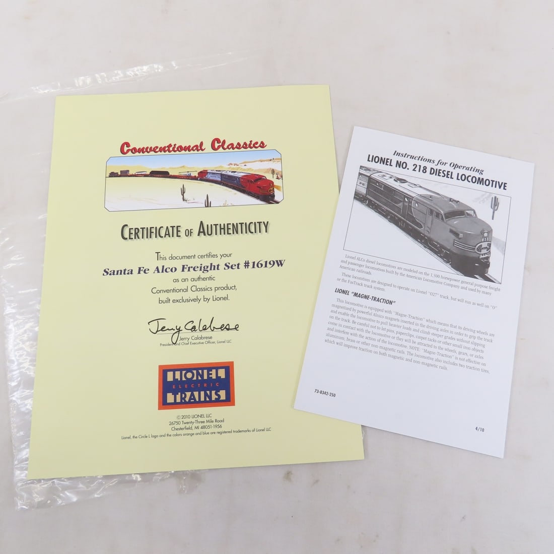 2011 Lionel No. 1619W Santa Fe Alco Train Set - 19