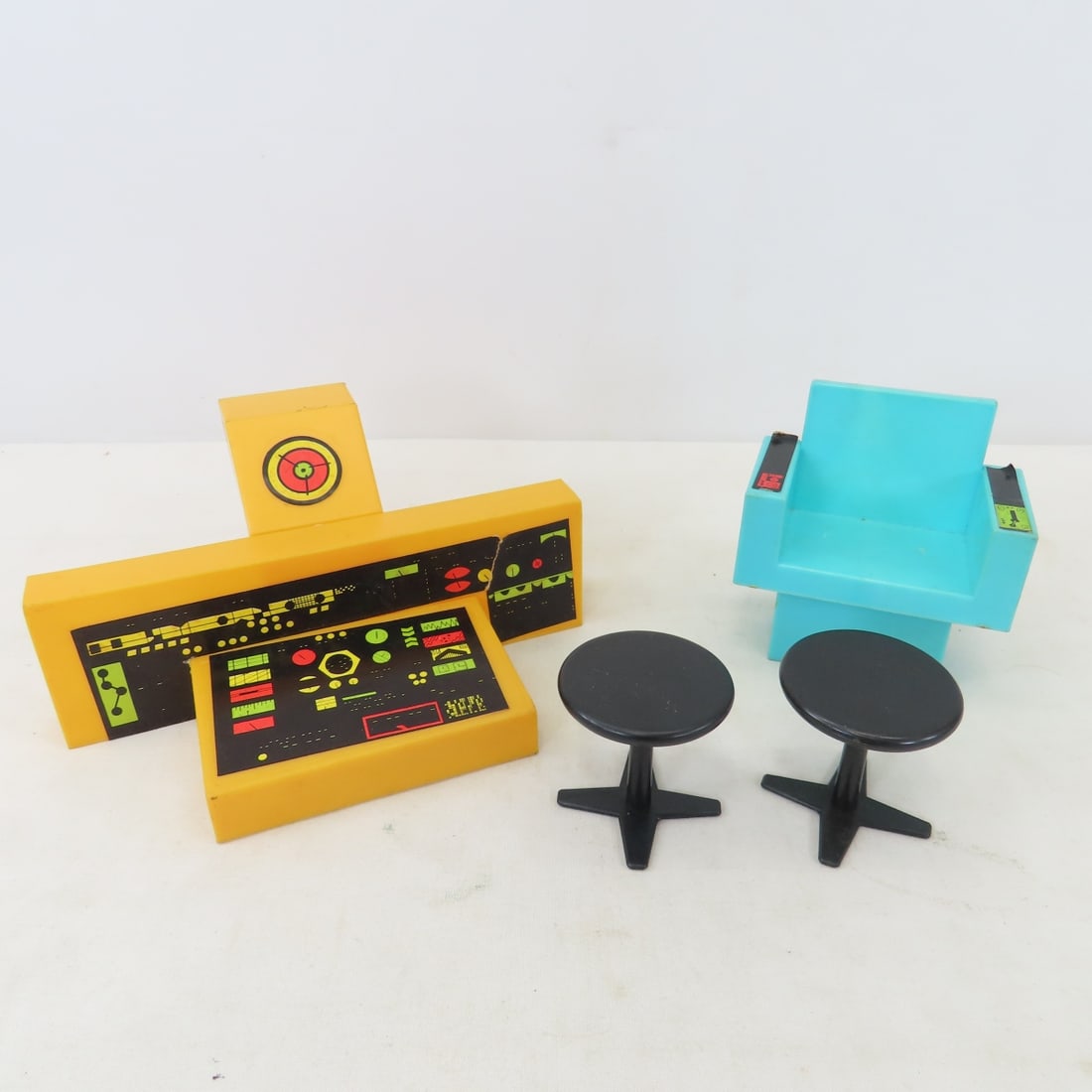 1974 MEGO Star Trek USS Enterprise Playset - 9