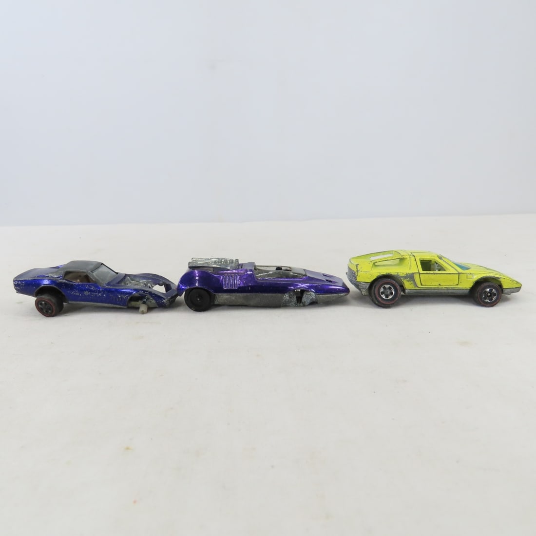19 Hot Wheel Redlines & 2 Motorcycles for Rebuild - 12
