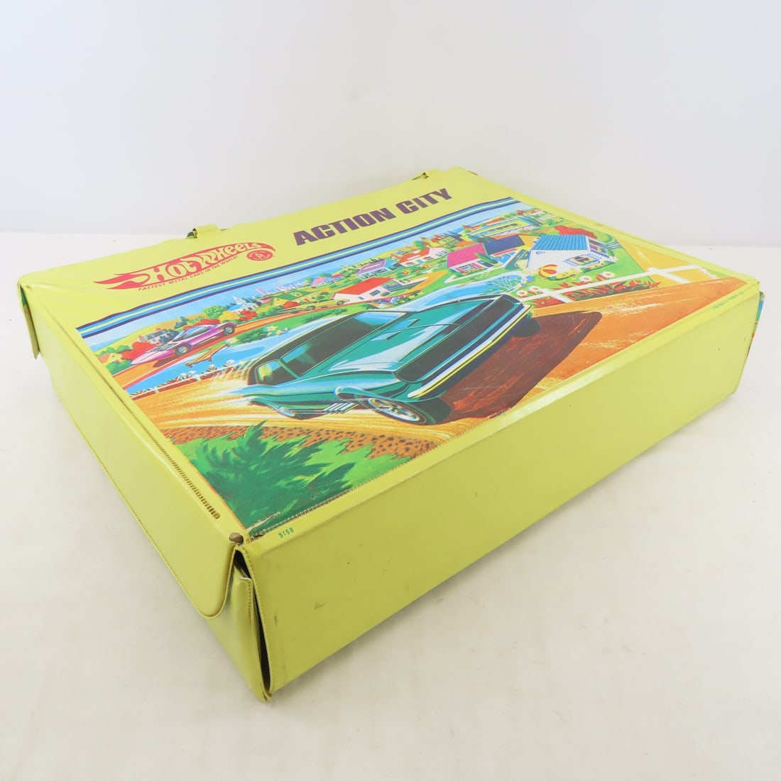 1968 Hot Wheels Action City Folding Playset - 13