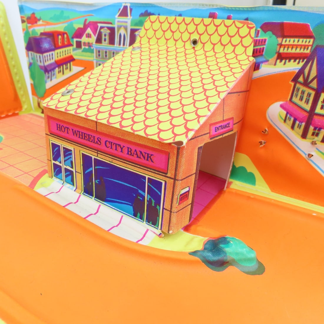 1968 Hot Wheels Action City Folding Playset - 6