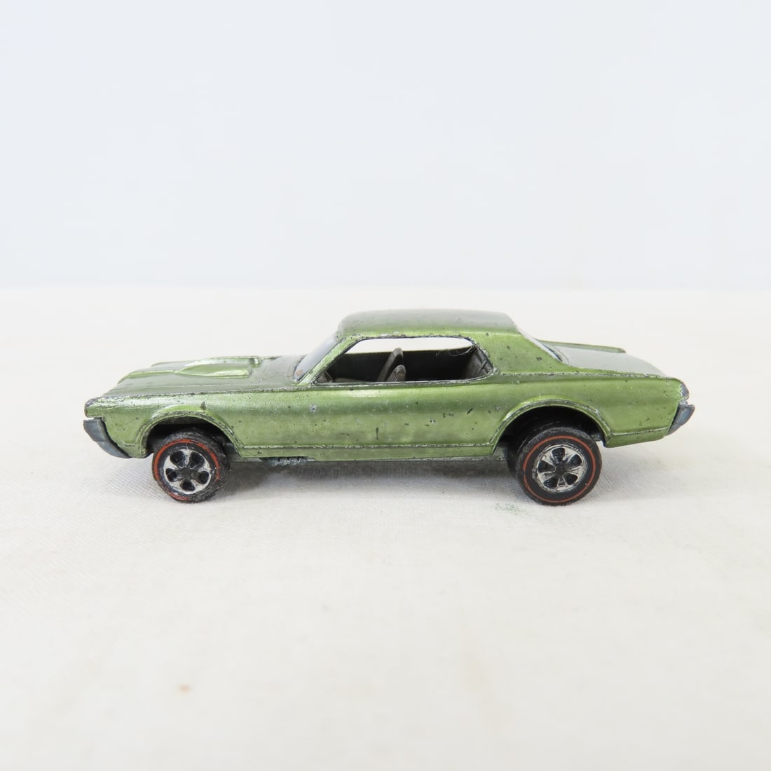 4 Sweet Sixteen Hot Wheels Redlines - 3