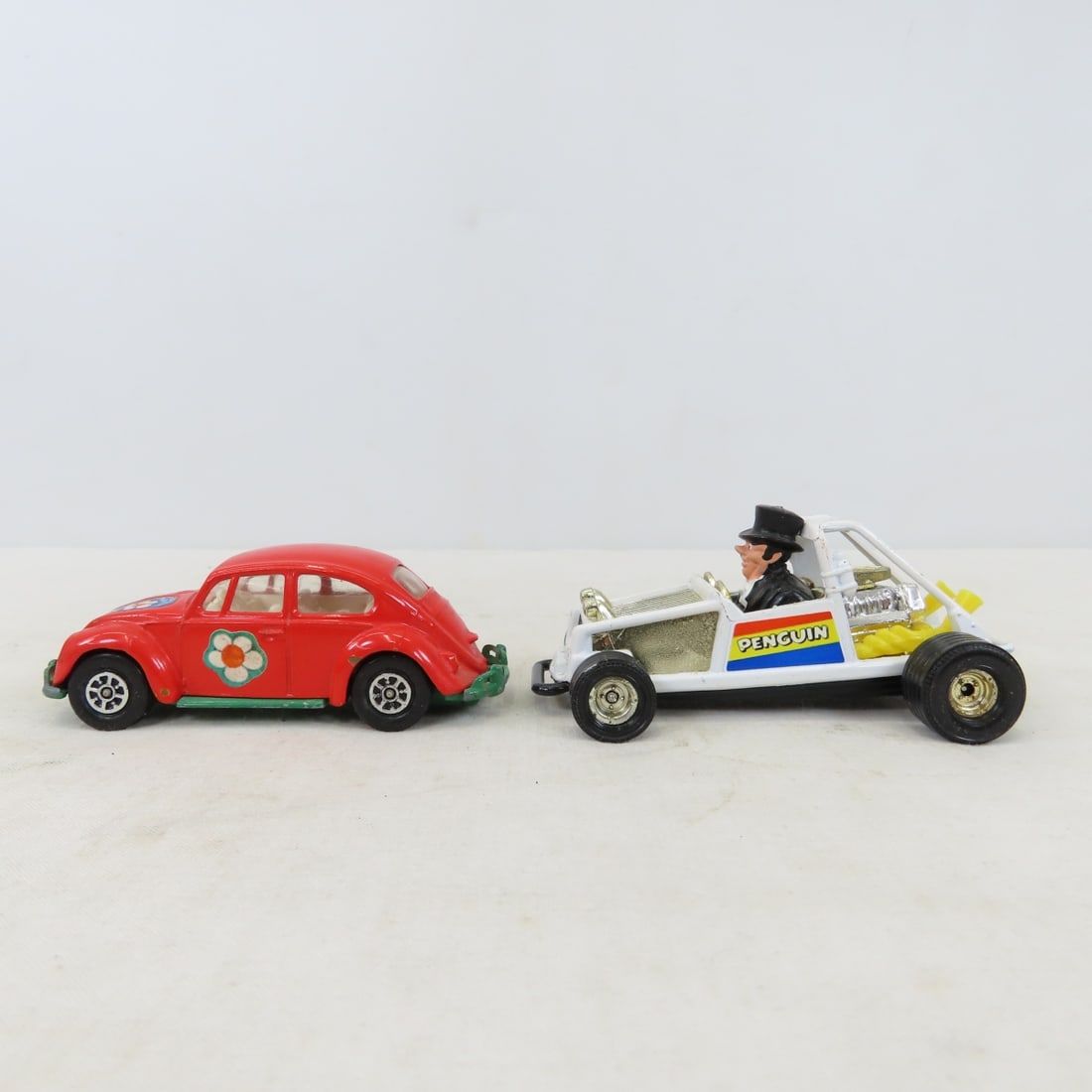 15 Vintage Corgi & Dinky Plastic & Metal Vehicles - 15