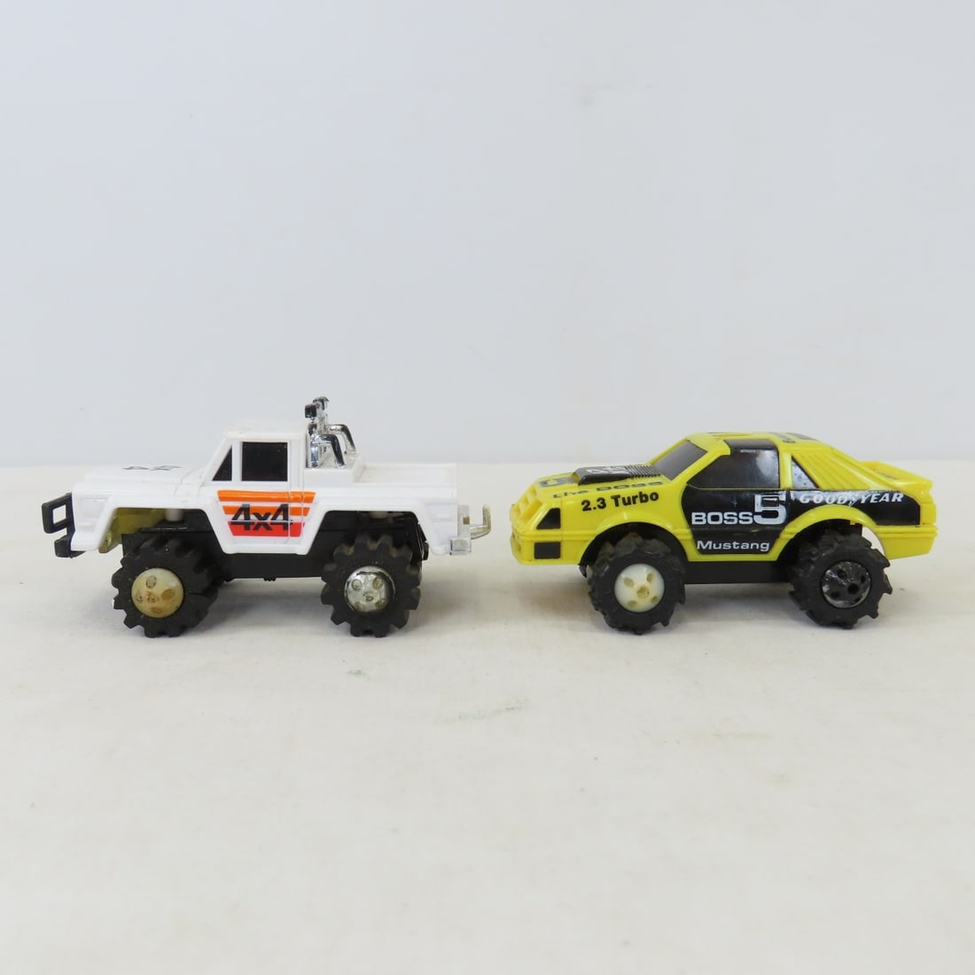 Shaper Stompers, Set & 2 Rough Riders - 3