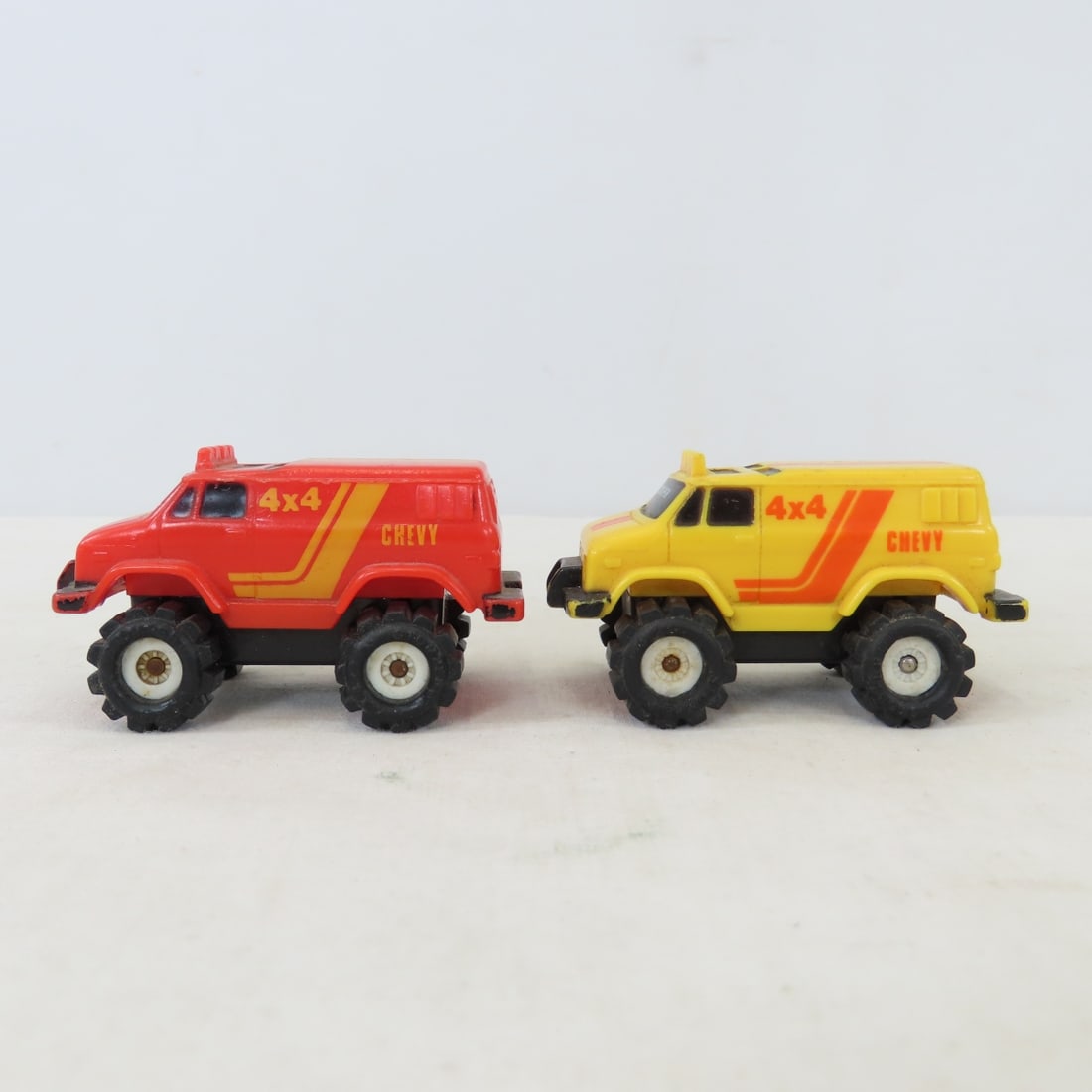 Shaper Stompers, Set & 2 Rough Riders - 7