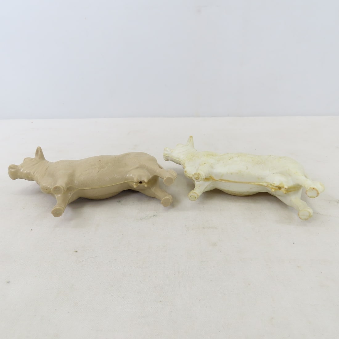 Original Buddy L Cattle Transport Truck w/ 2 Cows - 13