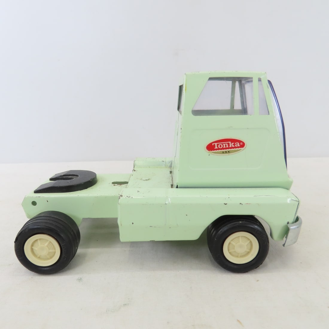 Original 1969 Tonka Car Hauler & 3 Corvettes - 6