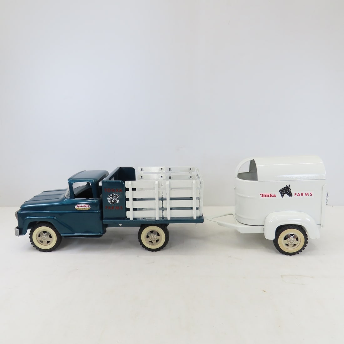 1960's Restored Tonka Livestock Truck & Trailer - 3