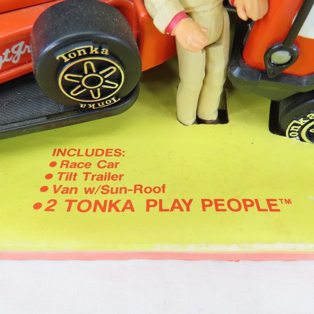 Tonka AJ Foyt Race Team in Box, Race Car & More - 7