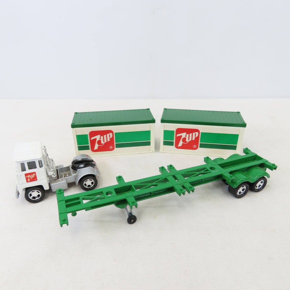 Matchbox, Tootsietoy & Lesney Vehicles & Trailers - 4