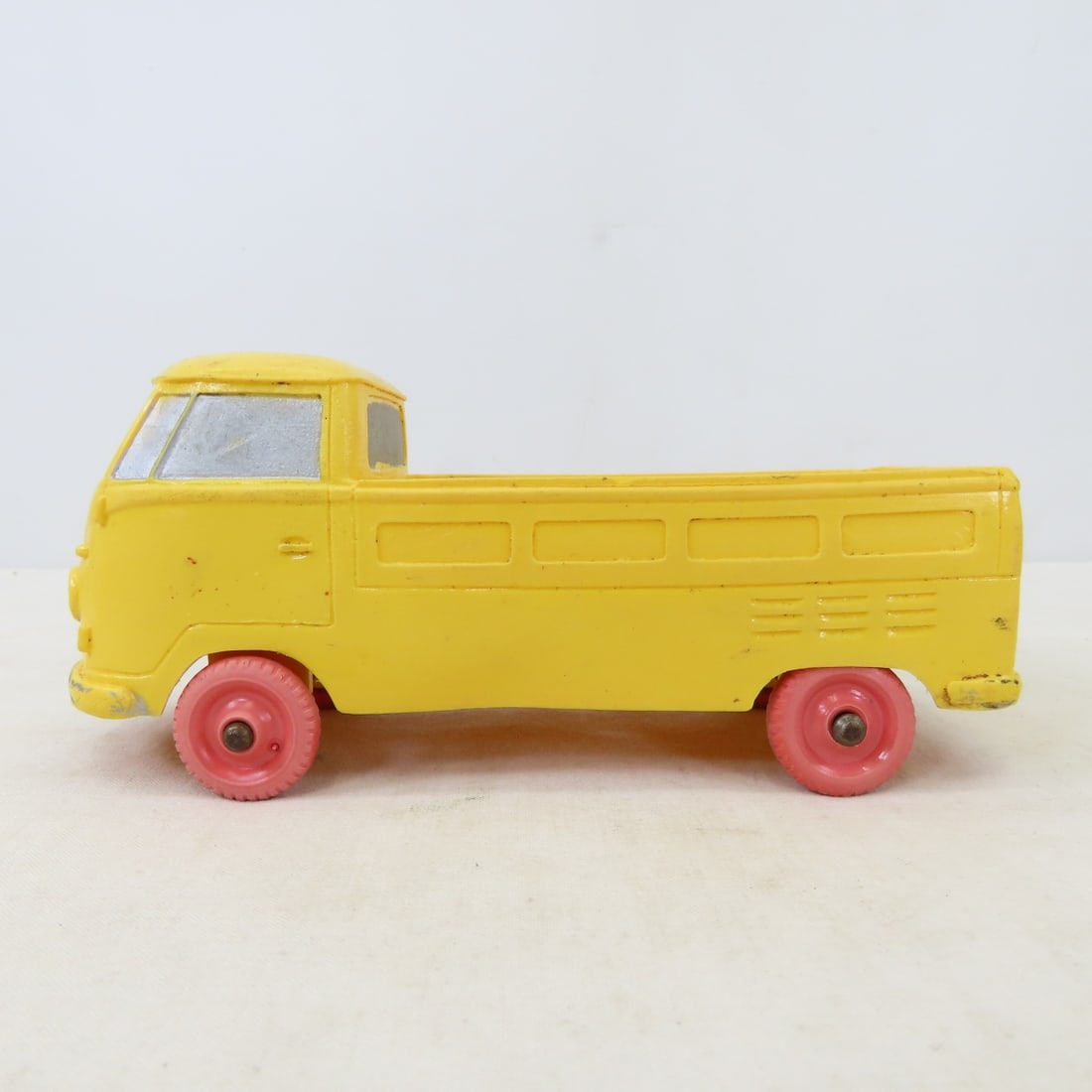 Auburn, Tomte & Sun Rubber Vehicles & Motorcycles - 13