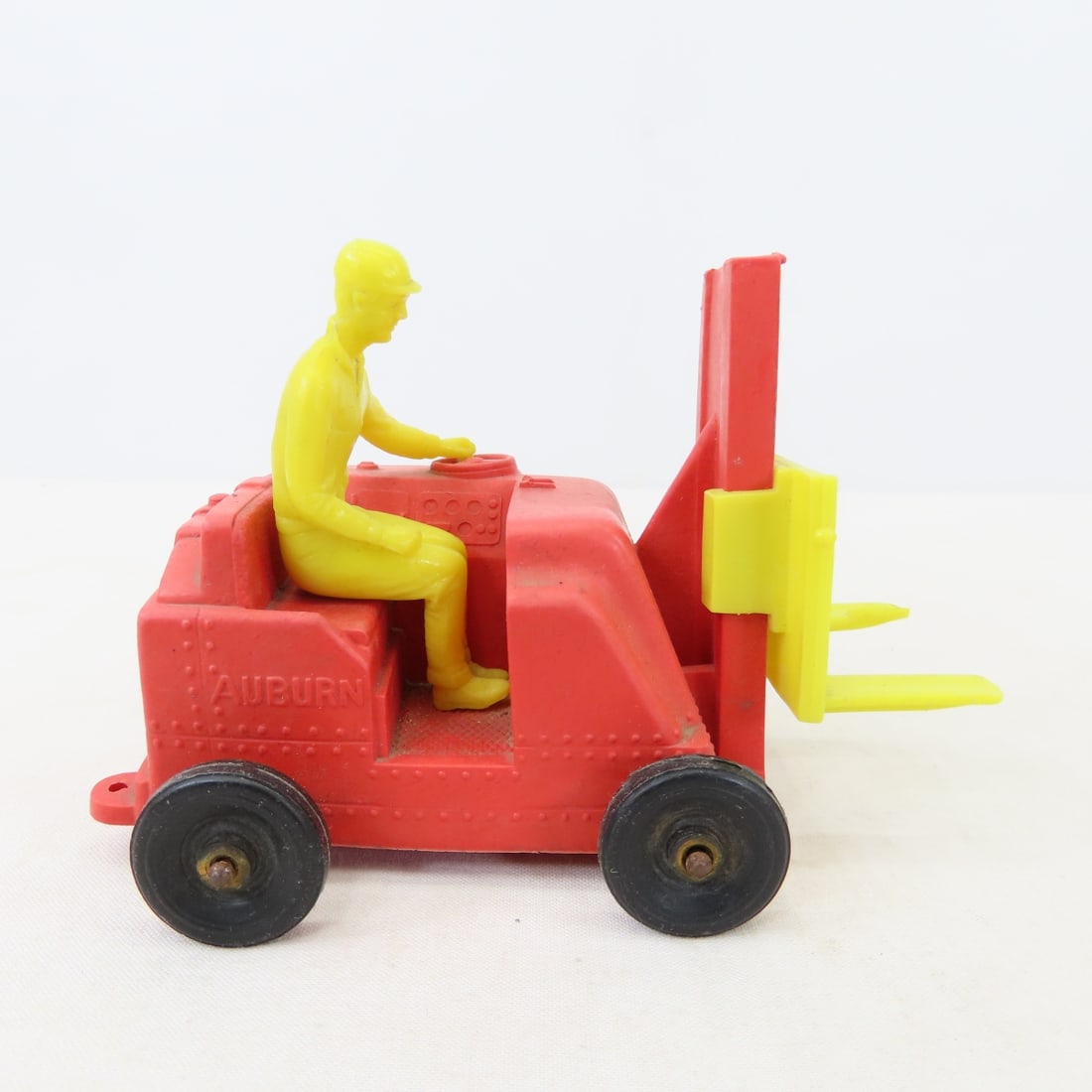 Auburn, Tomte & Sun Rubber Vehicles & Motorcycles - 17