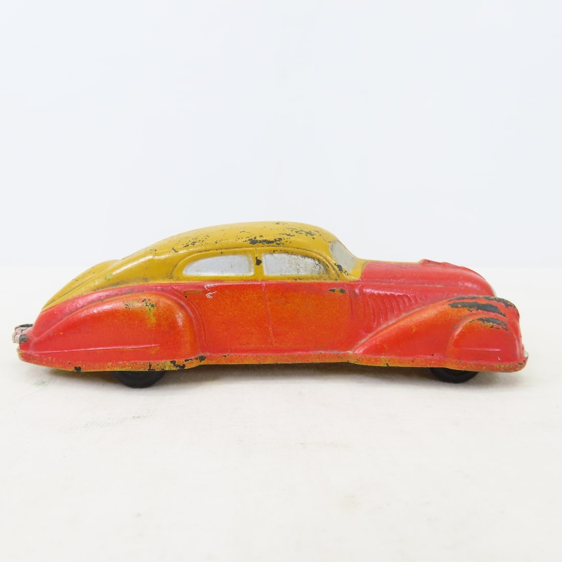 Auburn, Tomte & Sun Rubber Vehicles & Motorcycles - 6