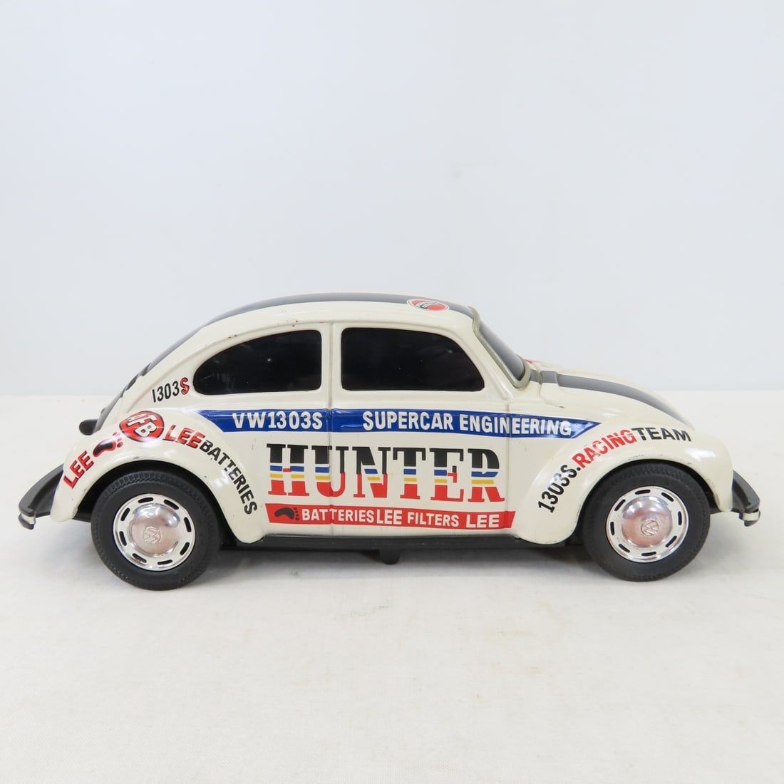 Smoking Volkswagen in Box & 5 Other VW Vehicles - 12