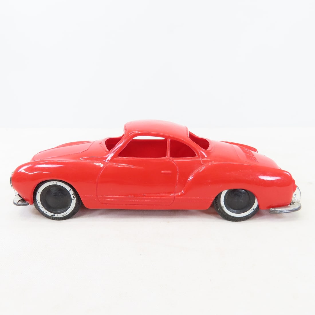 Smoking Volkswagen in Box & 5 Other VW Vehicles - 19