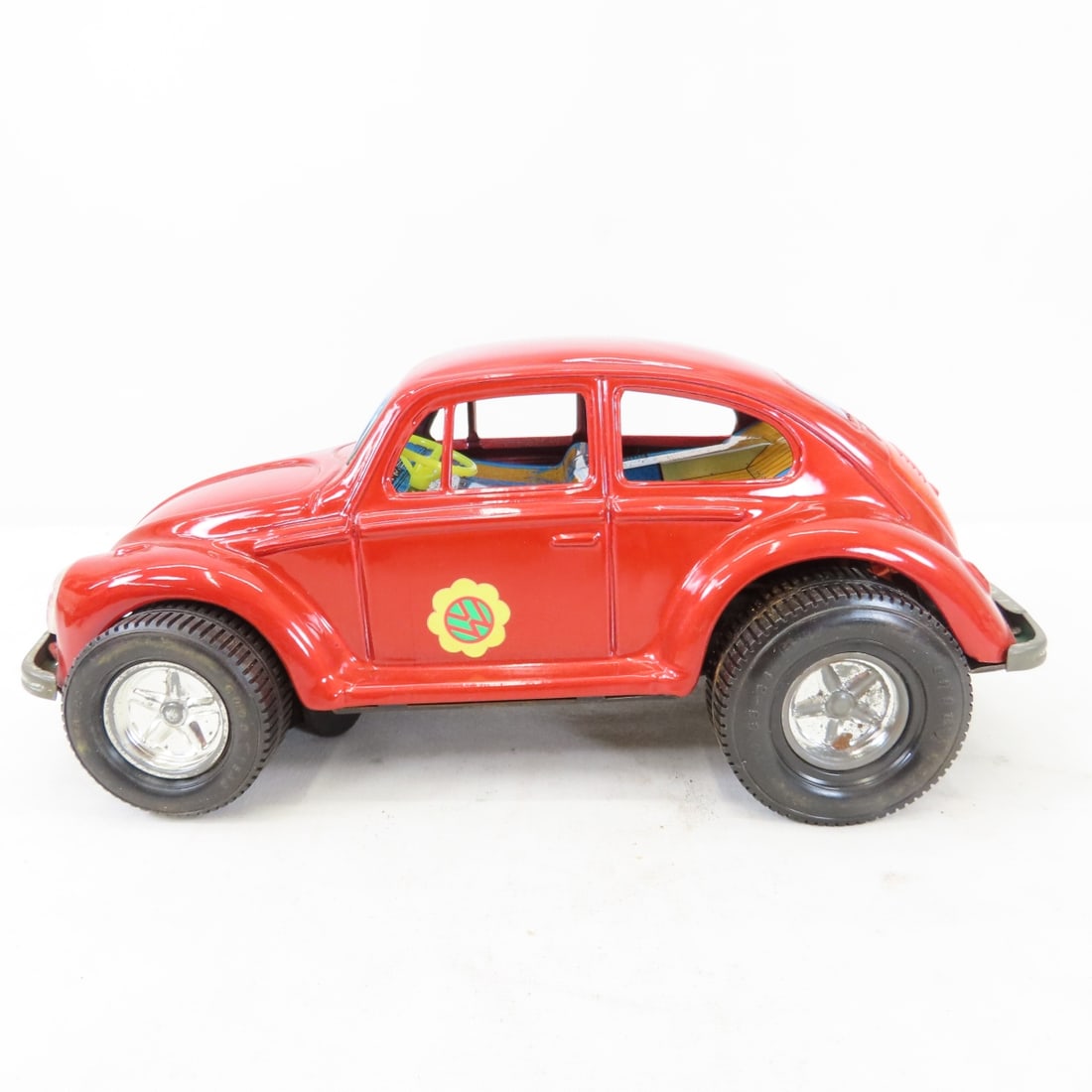 Smoking Volkswagen in Box & 5 Other VW Vehicles - 3