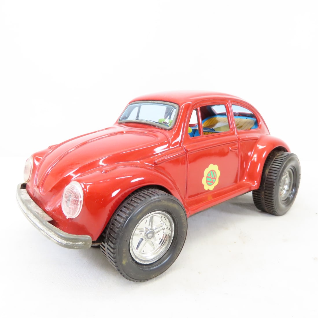 Smoking Volkswagen in Box & 5 Other VW Vehicles - 4