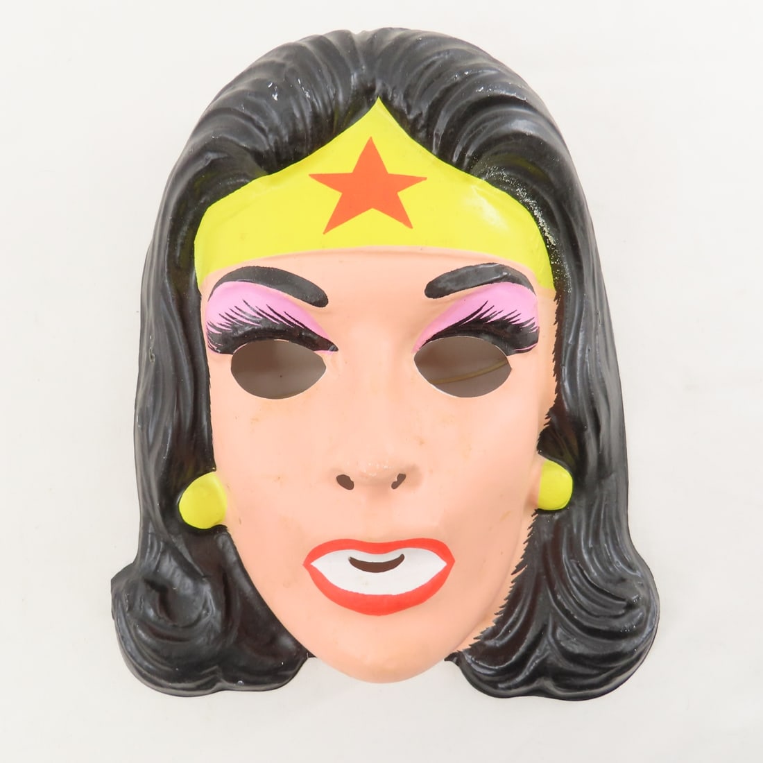 1978 Wonder Woman Costume and 2 Jars of Marbles - 7