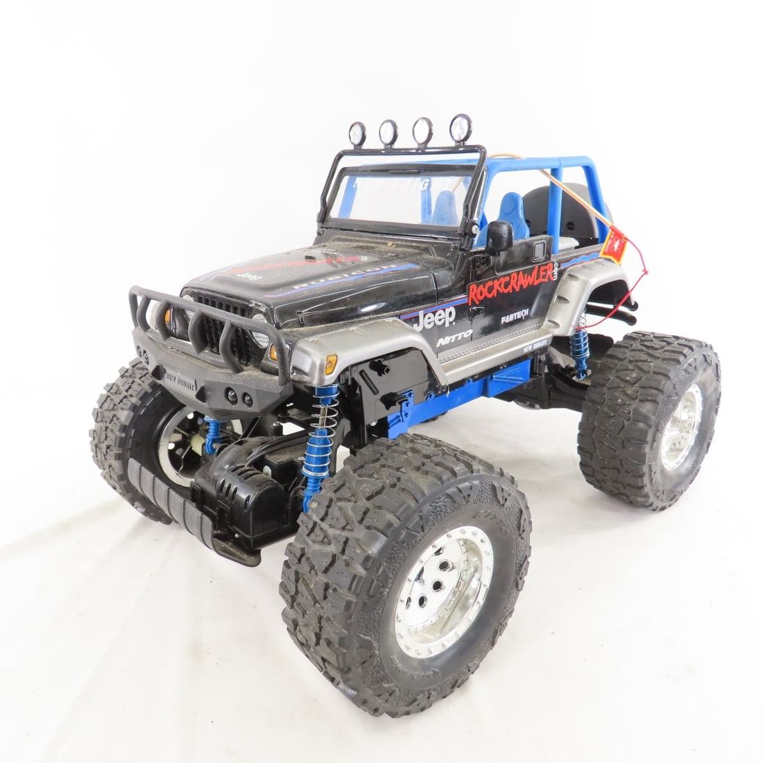 3 RC Vehicles, 1 with box, all untested - 3