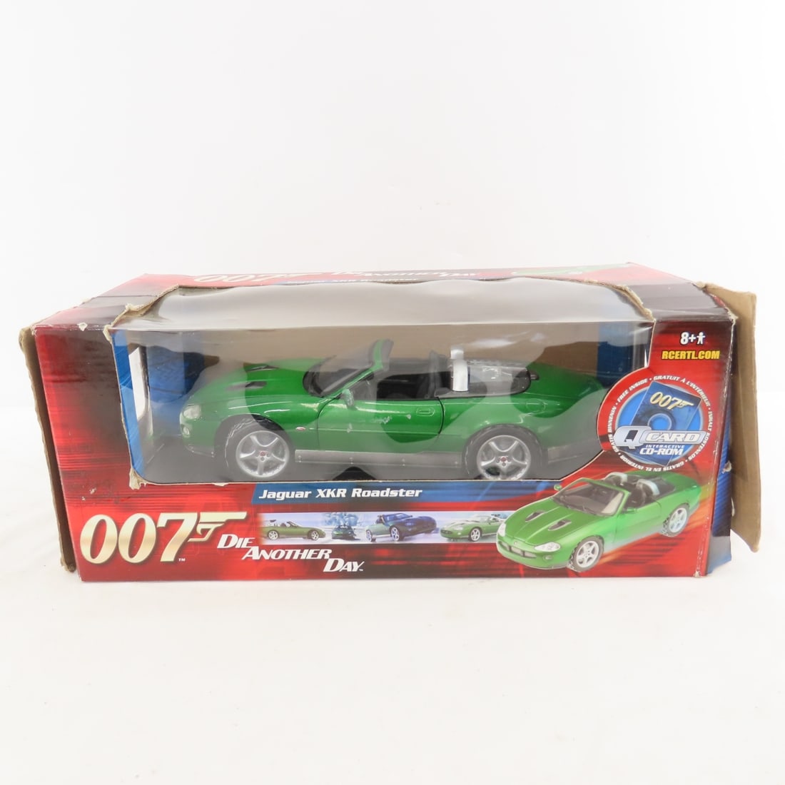 8 1:18 Scale Cars in very rough boxes - 12