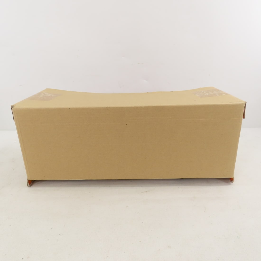 8 1:18 Scale Cars in very rough boxes - 7