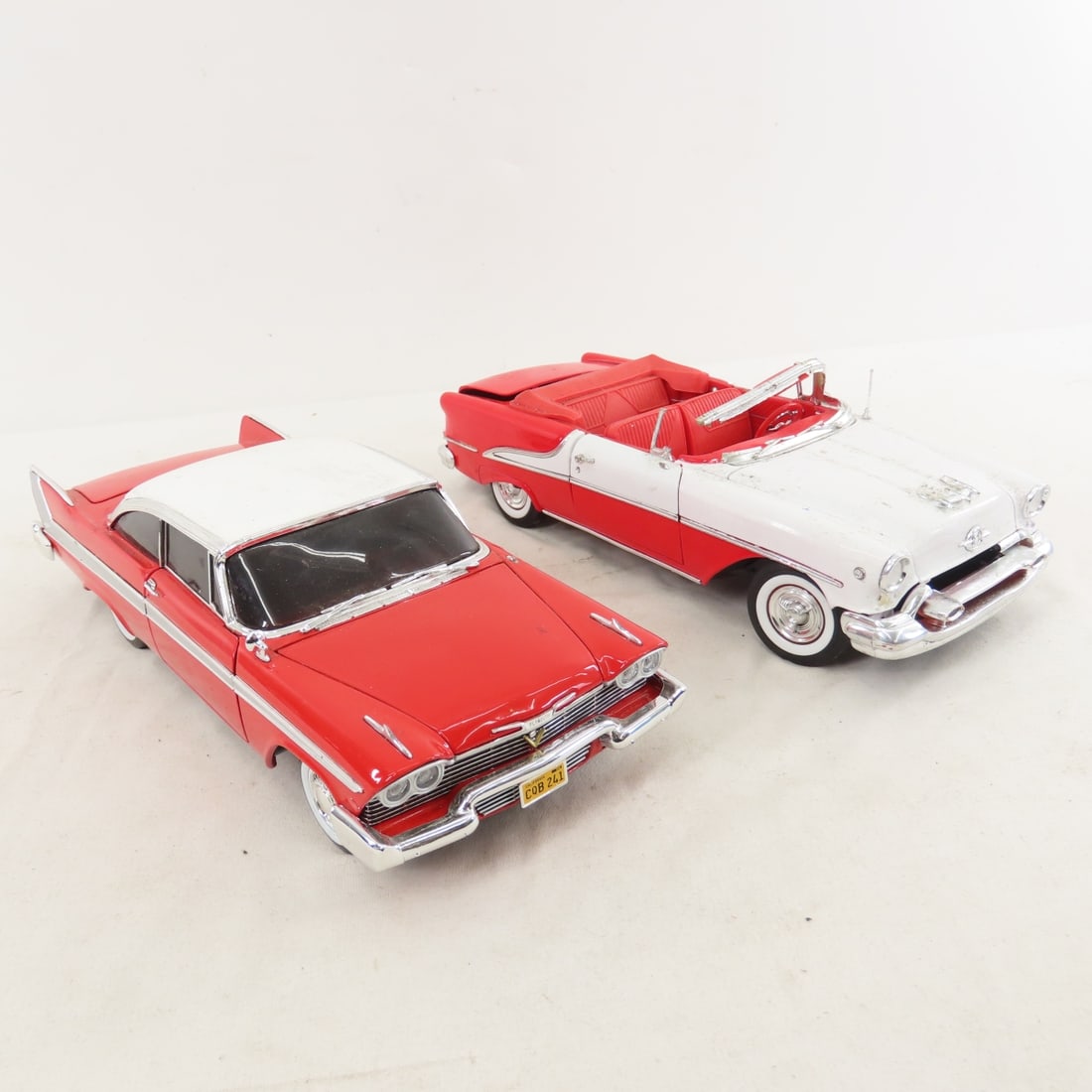 15 1:18 scale Cars & Trucks - no boxes - 5