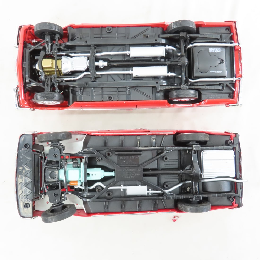 15 1:18 scale Cars & Trucks - no boxes - 7