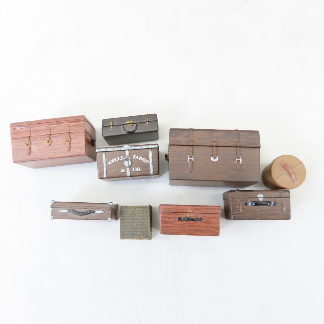 Budweiser Beer Wagon & Wells Fargo Stage Coach - 9