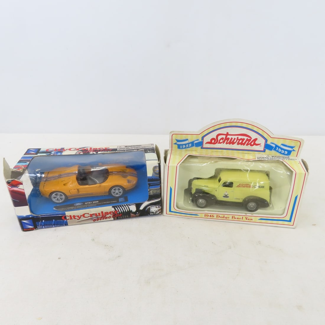 Diecast cars & trucks, some in boxes, mixed scale - 17