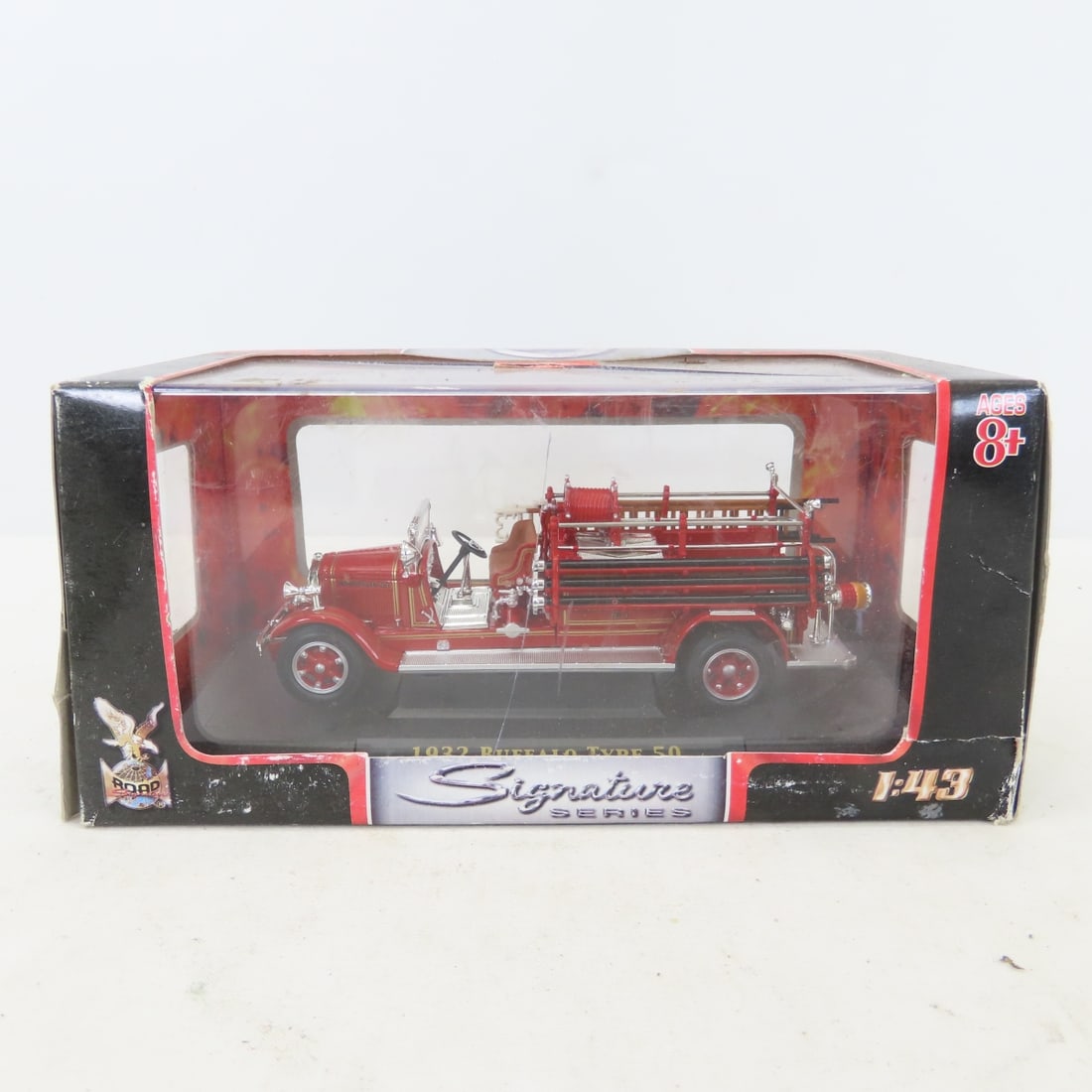 Diecast cars & trucks, some in boxes, mixed scale - 18