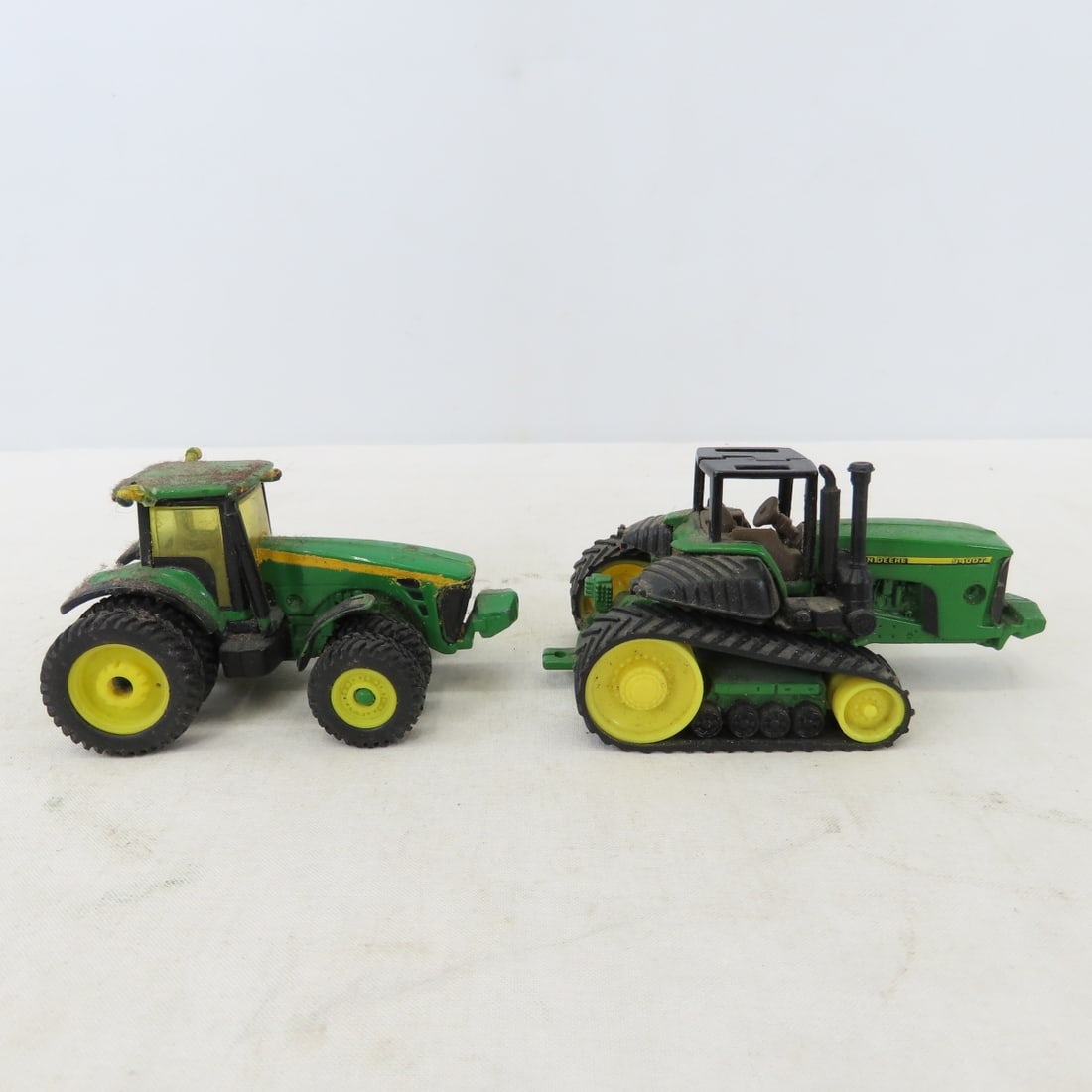 Diecast Construction & Farm Vehicles; Cat, Deere - 4
