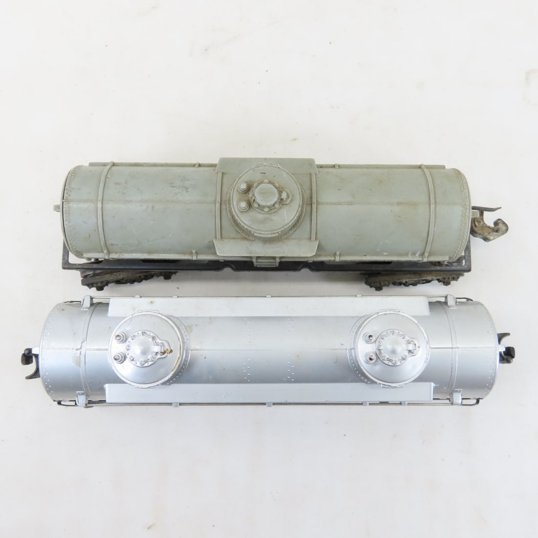 Vintage Lionel Trains, Accessories, & parts - 16