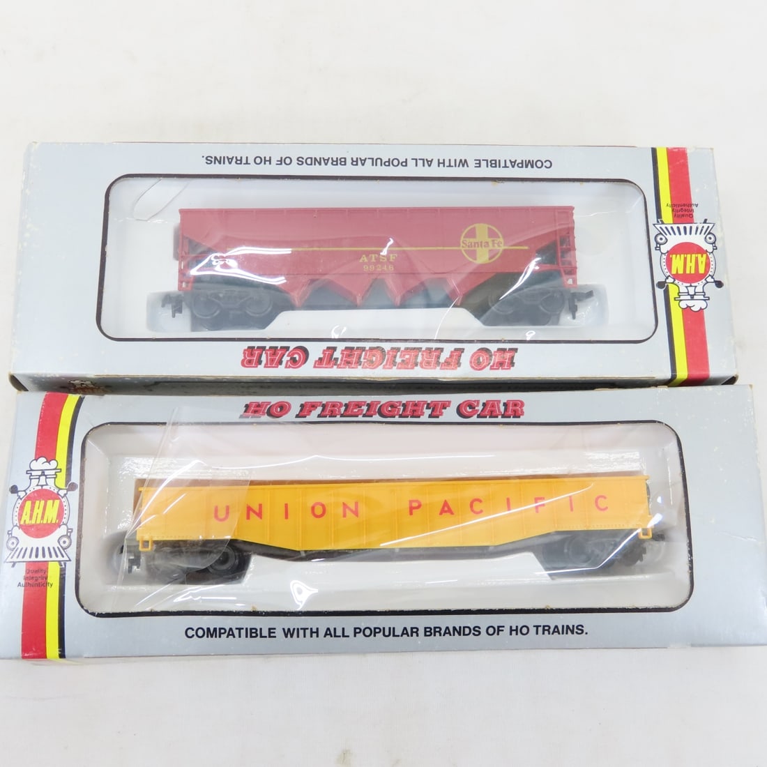 HO Scale Trains & Accessories. AHM Engine & more - 2