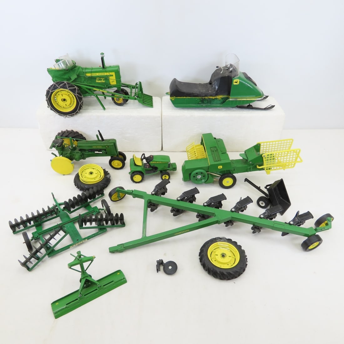 John Deere Tractors, Accessories, & parts (1 of 19)