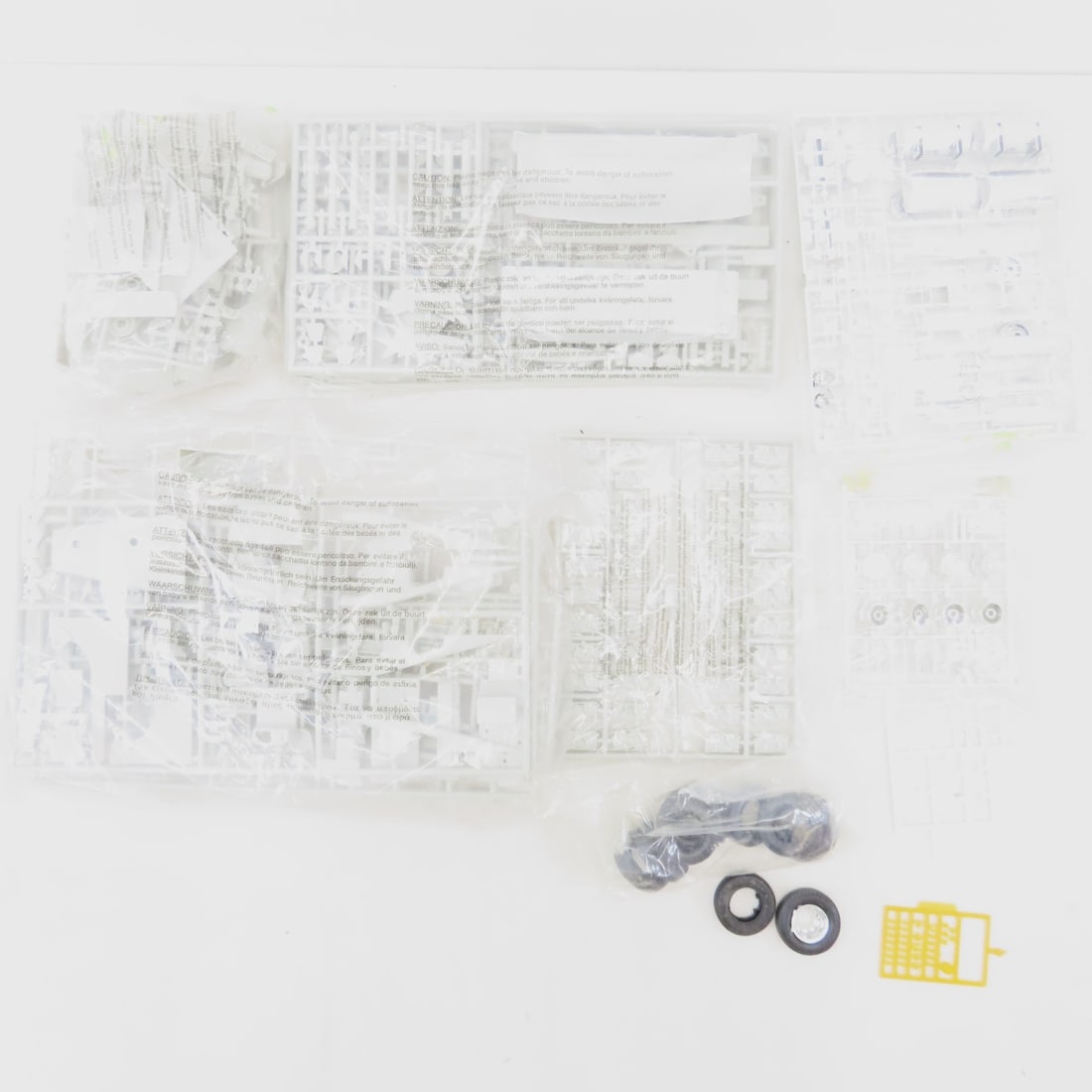 Model Kits in boxes and loose parts - 15