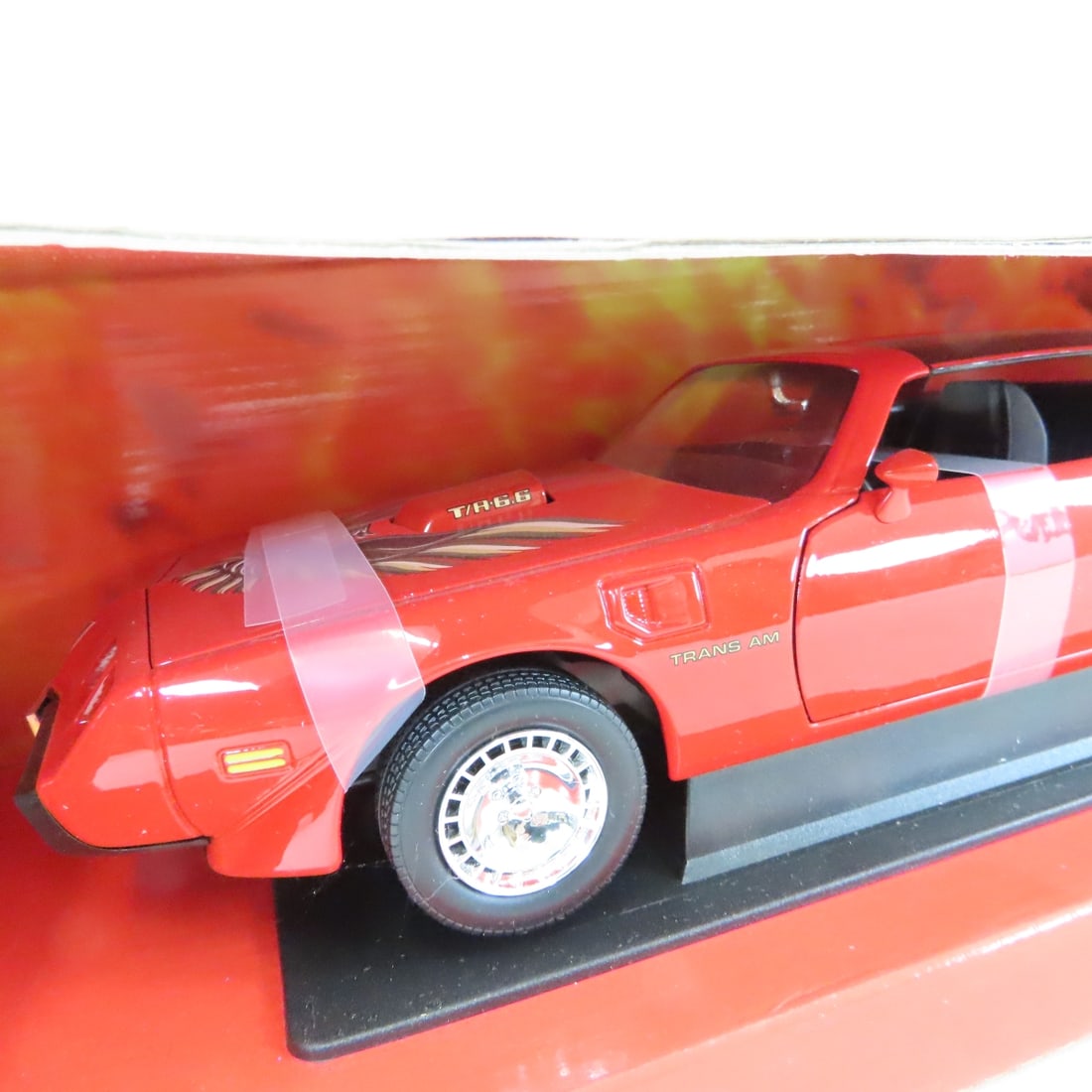8 1:18 Scale Muscle Cars in rough boxes - 15