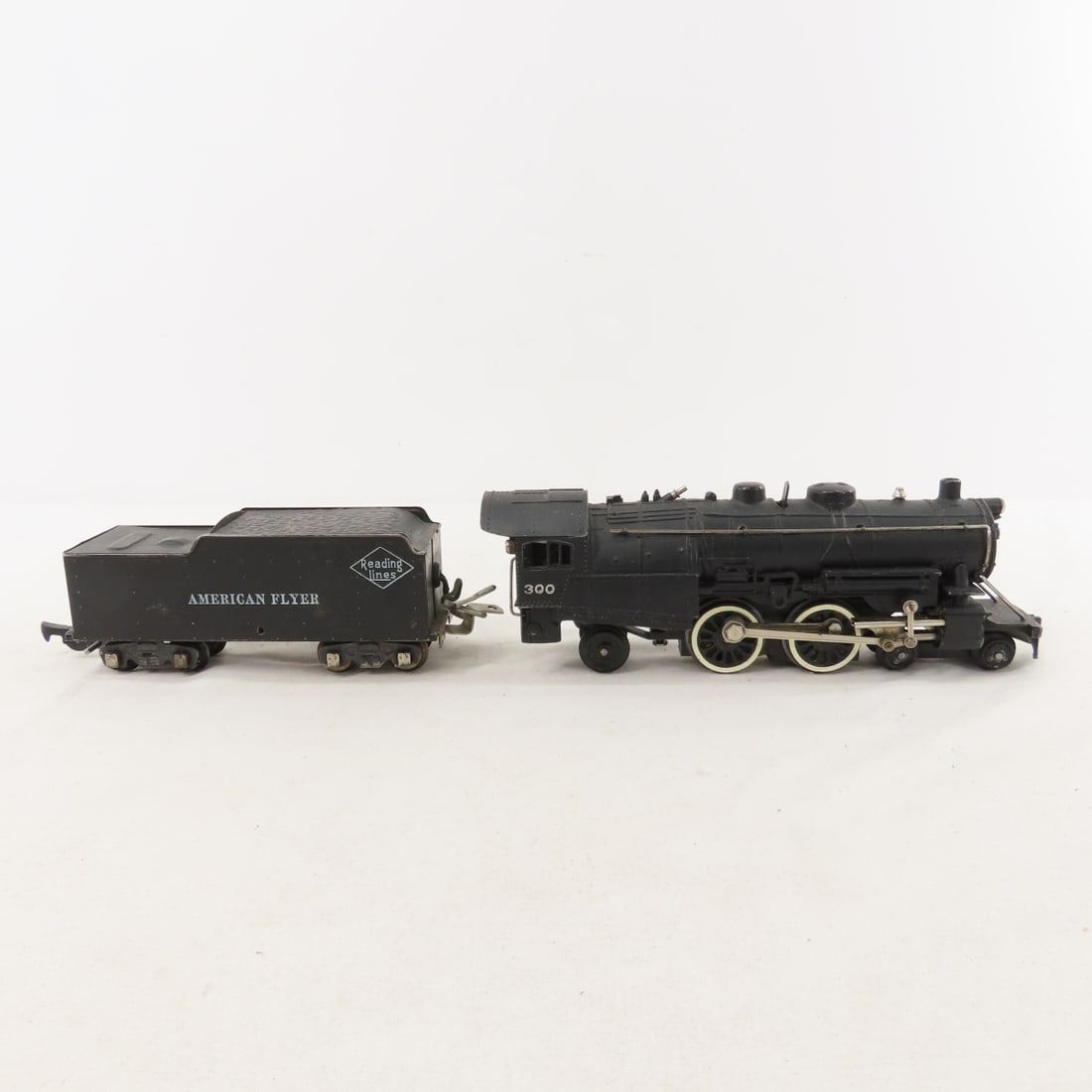 American Flyer Pre-War Train Set- 300 Steam Engine - 2