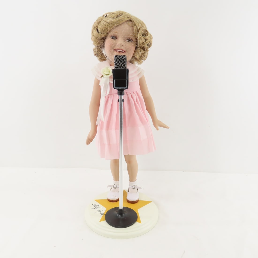 6 Shirley Temple Dolls - 10
