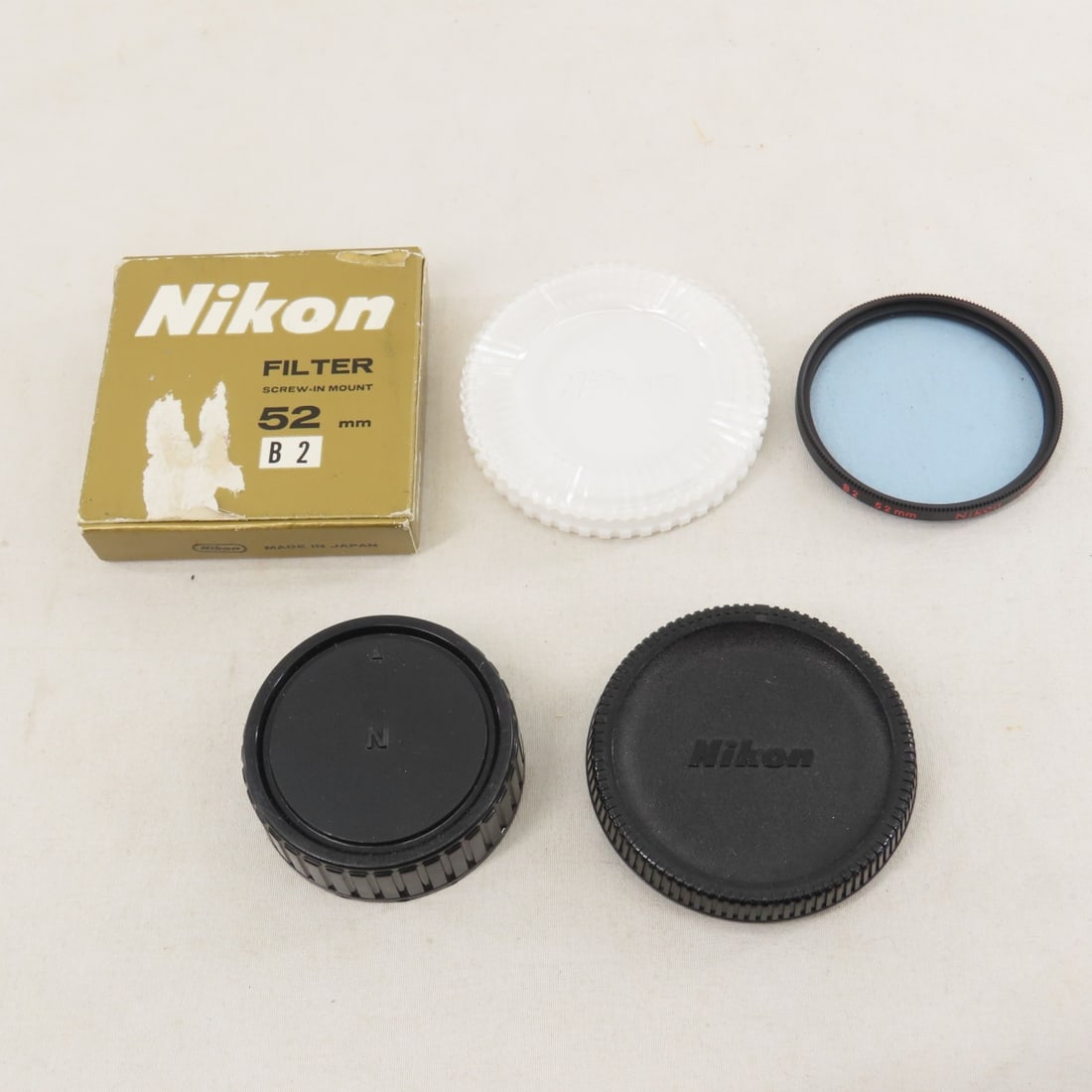 Nikon FE2 35mm Film Camera w/ 28mm f/3.5 Lens - 11