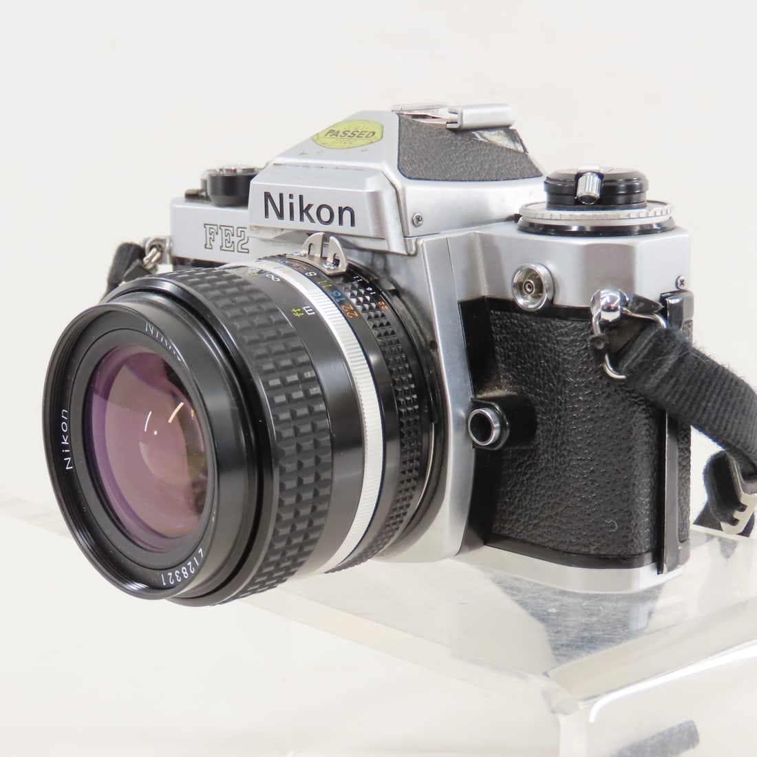 Nikon FE2 35mm Film Camera w/ 28mm f/3.5 Lens - 4