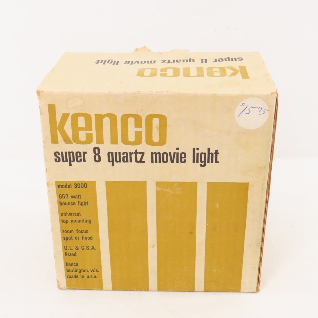 Technicolor Super V Super 8 Camera & Light - 20